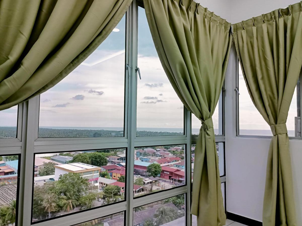 Paddy Via Seaview Apartment Sekinchan